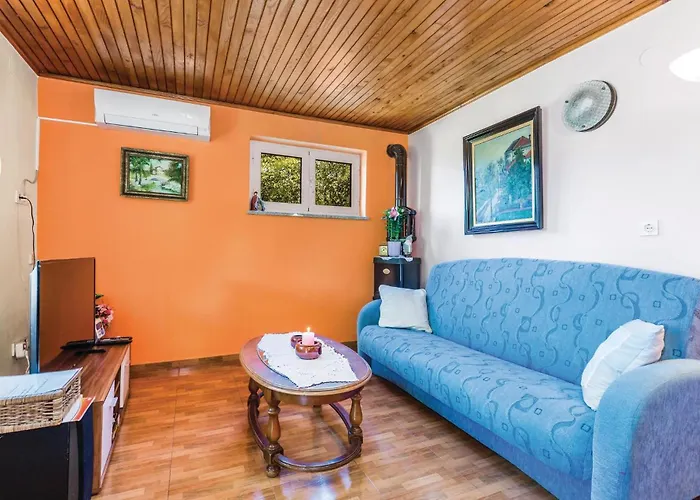 Feriehus 2 Bedroom Awesome In